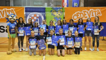 ODRŽANA “PLAVA NOĆ” ODBOJKAŠKOG KLUBA DINAMO